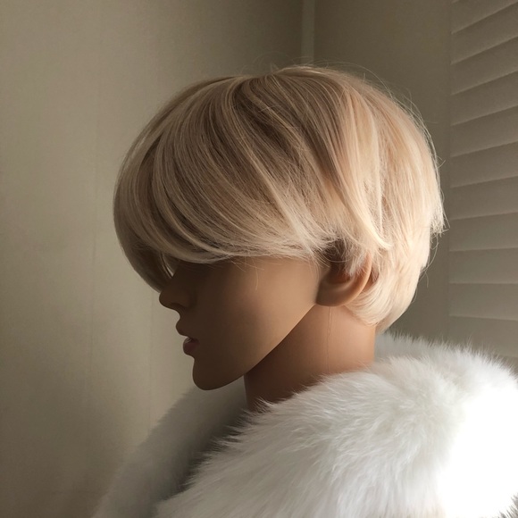 NWT 6-8” Pale blonde pixie warm dimension wig mens womens bangs unisex short - Picture 2 of 16